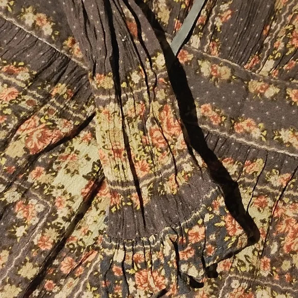 Free People Dark Floral Top - Picture 6 of 7